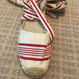 red and cream stripe soludos sandal
